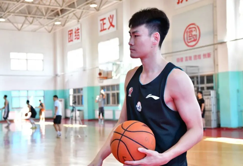如何培养青少年篮球后卫的比赛意识_0